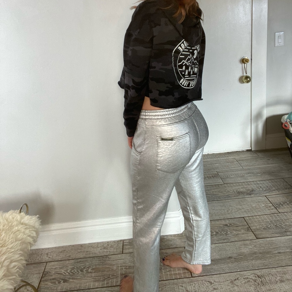 MODUS VIVENDI Amalgam Sweats in Silver